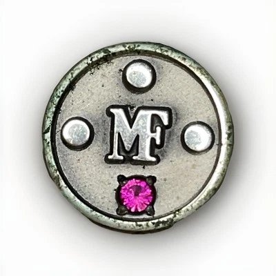 Prendedor de premio Massey Ferguson Tractores Servicio al empleado Prendedor Jostens Rubí Esterlina Foto 1 de 4