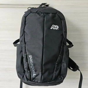 Mochila Patagonia Refugio 28L Logo Ligera Duradera Laptop Senderismo Bolso Escolar - Imagen 1 de 20
