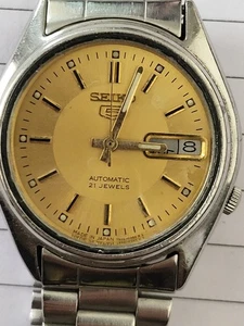 Seiko 5 Automatic 21 Jewels Mens Watch Used It's A Need Service - Picture 1 of 6