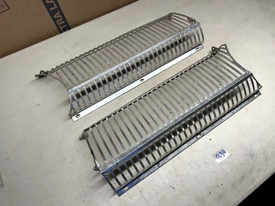 Oldsmobile Cutlass F85 F-85 1962 OEM 2 piezas parrilla 62 B39 Foto 1 de 4