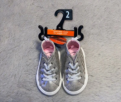 Wonder Nation Baby Girl Heart High Top Sneaker, Size 2 - Image 1 of 4