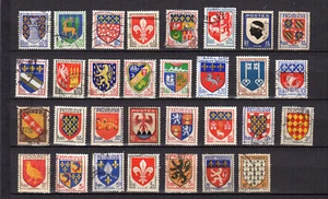 France un lot de 30 timbres Armoiries /TE4682 - Imagen 1 de 1