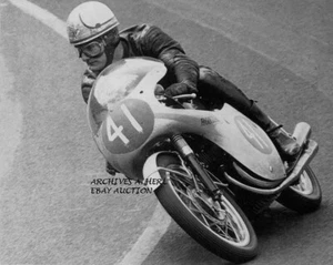 Mike Hailwood & Honda RC162 250cc 1961 world champion racing photo photograph - Picture 1 of 1