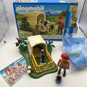 Playmobil 5124 Farm Calf Shelter series Farmer female Fence Complete - Picture 1 of 3