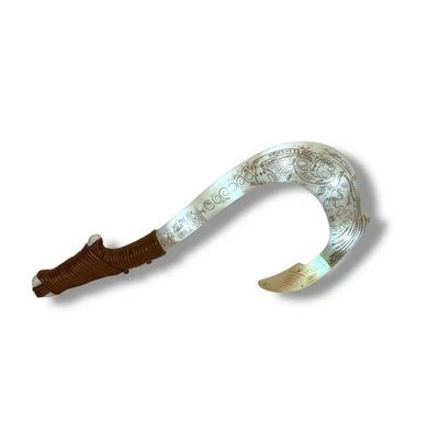 Disney Moana Maui’s Magical Fish Hook Lights & Sound 20" - Image 1 of 4