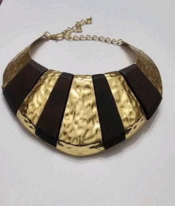 Collar Gargantilla Zara Inserto Madera Dorado y Marrón. AR - Imagen 1 de 14