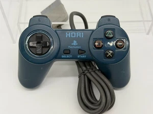 Oficial OEM Hori PS1 PlayStation 1 Digital D-pad Controlador Azul Funciona - Imagen 1 de 3