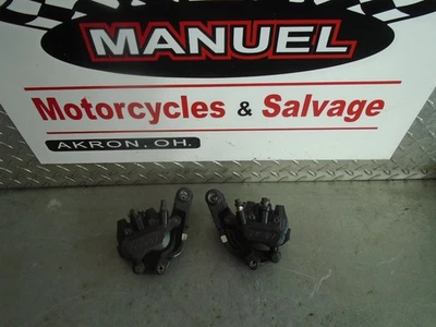 Pinças de freio dianteiras Honda Goldwing GL1500 1988 - Imagem 1 de 4