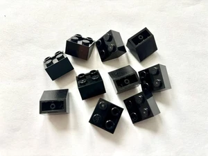 LEGO® - NUOVO - 10 Pezzi Tettuccio Pietra Inclinata Negativo 2x2 in Nero #3660 - Foto 1 di 1