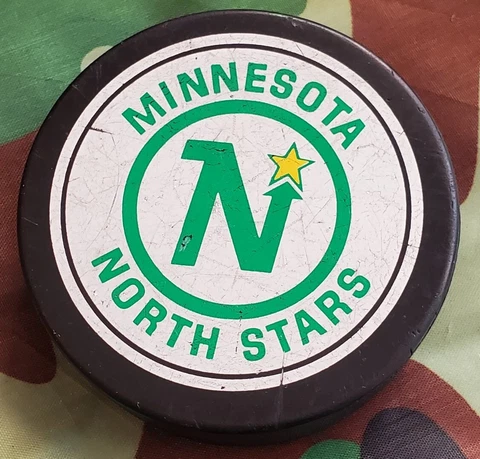 MINNESOTA NORTH STARS NHL VINTAGE VICEROY MFG. OFFICIAL HOCKEY PUCK MADE IN 🇨🇦 Cover