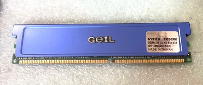 MÓDULO DE MEMORIA GEIL 512MB PC3200 DDR400 GE1GB3200BDC 184 PIN RM2-CMP53-1 Foto 1 de 2