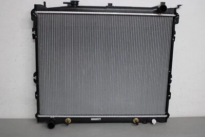 1996 1998 MAZDA MPV 3.0L V6 A/MT FRONT RADIATOR Foto 1 de 4