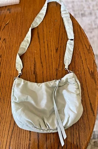 Vince Camuto Harlo Crossbody Purse Handbag Bag Mint Green Seamoss - Picture 1 of 5
