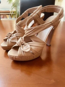 Prada Plateausandale beige Größe 40,5 EU - Bild 1 von 12