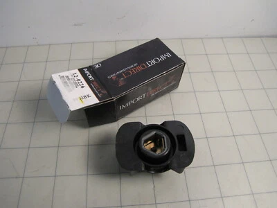 Import Direct 12-0226 Distributor Rotor for Chevrolet GEO Mitsubishi Nissan NEW - Image 1 of 3