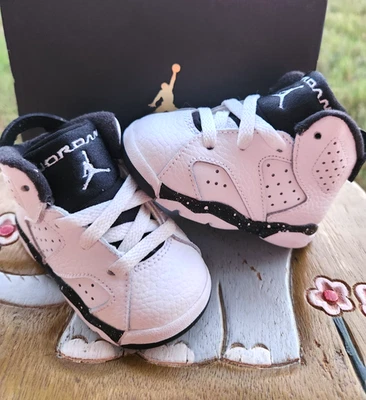 Jordan Retro 6 "Oreo" Niño 4C Foto 1 de 4