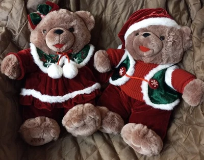 Snowflake Friends Christmas Bear Couple 12" by  Dan Dee Boy Girl Teddy Bear 2006 - Image 1 of 4