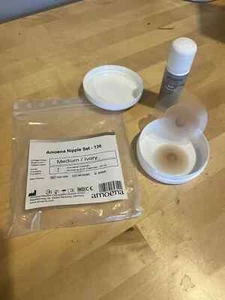 Amoena Nipple Set-136 medium/ivory - Picture 1 of 1