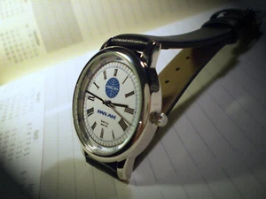 Pan Am Airlines, Vintage Styled 70er Jahre Retro Styled Damen Armbanduhr. - Bild 1 von 8
