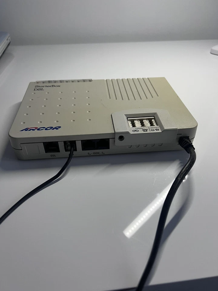 Modem Arcor DSL WLAN 200 incl. Arcor Starterbox DSL - Bild 1 von 4