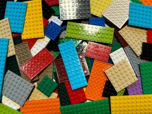 LEGO Bulk Lot Plates Flat 4x4 4x6 4x8 6x6 6x12 16x16 Baseplates 50 Pieces Parts - Picture 1 of 2