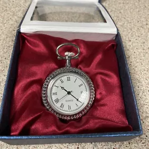 Quartz Pocket Watch - Picture 1 of 6