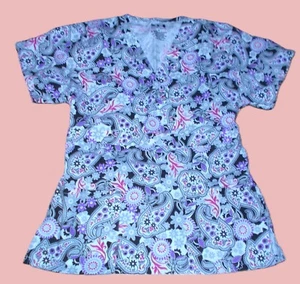 BEVERLY HILLS WOMENS SIZE M BLACK PURPLE PAISLEY SCRUB TOP - Picture 1 of 3