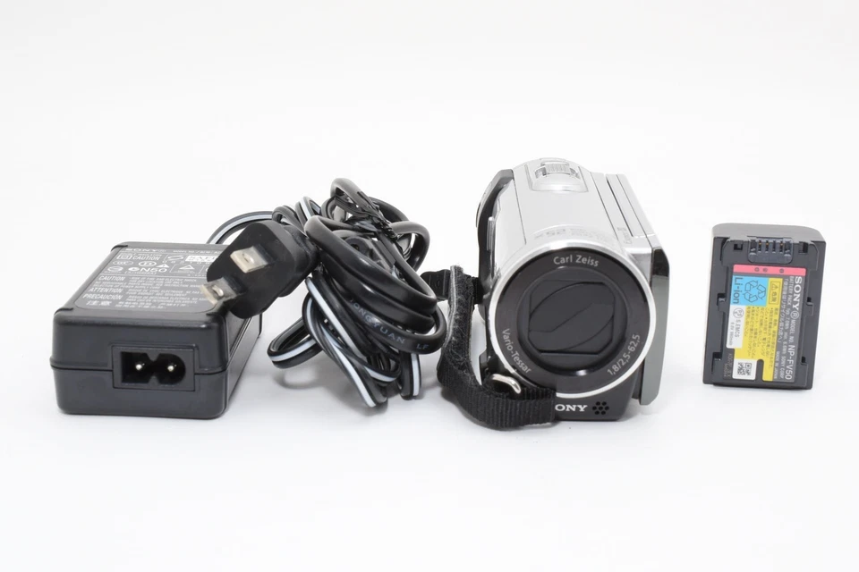 [Ex+4] Sony HDR-CX170 Handycam Camcorder HD Silver Digital Video Camera Japan - Image 1 of 4