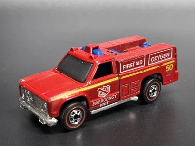 Hot Wheels Flying Colors Emergency Squad with Redlines - Image 1 of 4