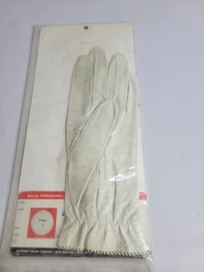 Ladies Small Acushnet Golf Glove White Lh - Picture 1 of 1