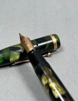 SHEAFFER OVERSIZE BALANCE IN MARINE GREEN MARBLE - B - Image 1 of 3