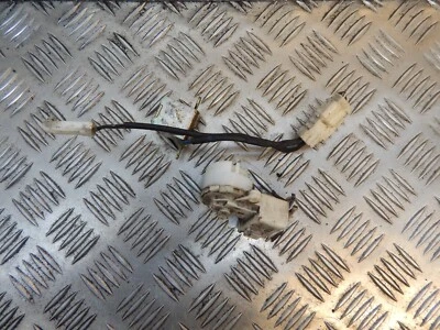 GENUINO TOYOTA LAND CRUISER 1996-2002 INTERRUPTOR DE BARRIL DE ENCENDIDO SOLENOIDE Foto 1 de 2