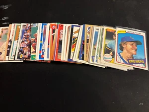 Lot of 50 Robin Yount Milwaukee Brewers baseball cards - Picture 1 of 1