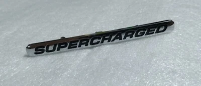 EMBLEM SUPERCHARGED BADGE CHROME LAND ROVER RANGE ROVER - Image 1 of 4