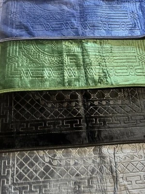 12pcs Prayer Rug Muslim Islamic Prayer Mat- Very Thick Soft Rug Sajadah 4 Colour - Image 1 of 4