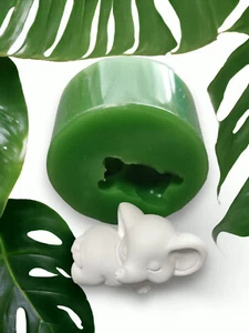 Silikonform matt Giessform Skulpturen Kleiner schlafender Elefant (014) - Picture 1 of 5