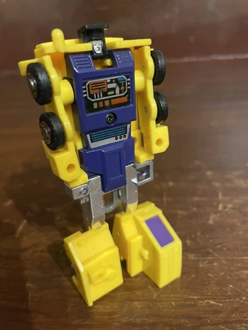 Transformers G2 Decepticon  Constructicon Devastator Yellow HOOK Hasbro 1992 Cover
