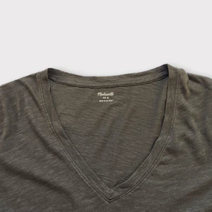 Madewell Womens V-Neck T-Shirt SIze S Basic Tee  - Picture 1 of 3