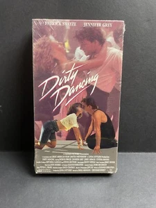 Dirty Dancing Original First Edition VHS Tape Factory Sealed 1988 Patrick Swayze - Picture 1 of 6
