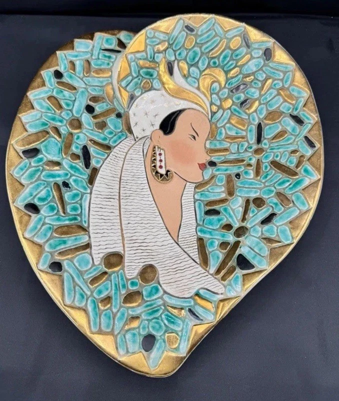 Decoración colgante de pared cerámica arte perfil mujer turquesa mediados de siglo Art Deco Foto 1 de 4