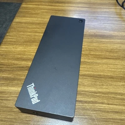Lenovo ThinkPad Hybrid USB-C / USB-A Estación de Acoplamiento 03X7469 DUD9011D1 SIN CABLES Foto 1 de 4