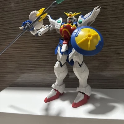 Figura de acción Mobile Suit Gundam Wing: Shenlong Gundam Ban Dai 2000 Foto 1 de 4