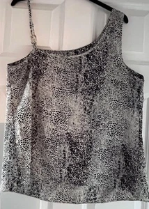 Dalmatian print one shoulder vest. Chain detail to strap Size 12 - Picture 1 of 2