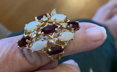 复古石榴石、opal 和 Clear Stone On A Gold 彩色表带。 6 码 — 第 1/4 张图片