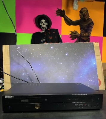 Samsung DVD-VR375 DVD Recorder VCR VHS Player Combo HDMI TESTED WORKS No Remote - Image 1 of 4