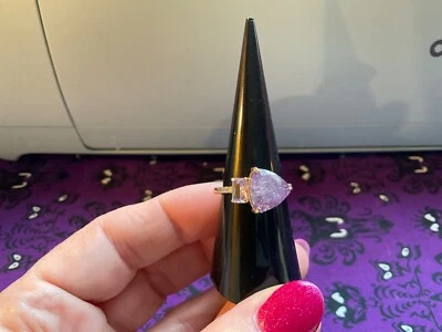 Anillo BP 💍 Talla 7 RBP6653 Más que Icónico 💜 Amatista Cristal de Hielo Chapado en Oro Foto 1 de 4