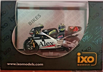 1:24 scale IXO,  RAB007  Honda NSR 500  A. Barros #4  2001 - Image 1 of 2