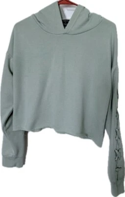 Rue 21 verde salvia sudadera con capucha recortada con cordones mangas recortadas dobladillo desgastado  Foto 1 de 4