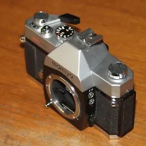 Cámara de película Mamiya DSX 1000 SLR 35 mm CUERPO sin temporizador automático MEDIDOR DEFECTUOSO - Imagen 1 de 7