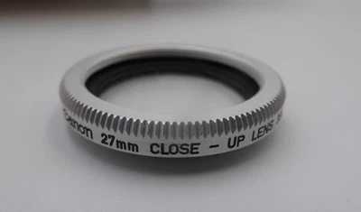 Canon 27mm Close Up lens Genuine Canon * Excellent with keeper  vgc - Image 1 of 4